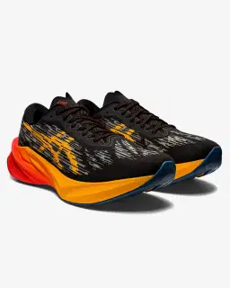 ASICS Novablast 3 Hombre – 3/3
