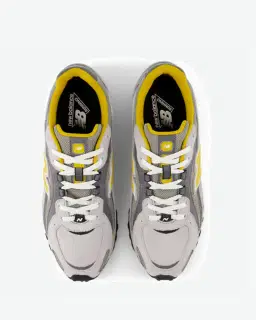 New Balance 204L Unisex – 4/6