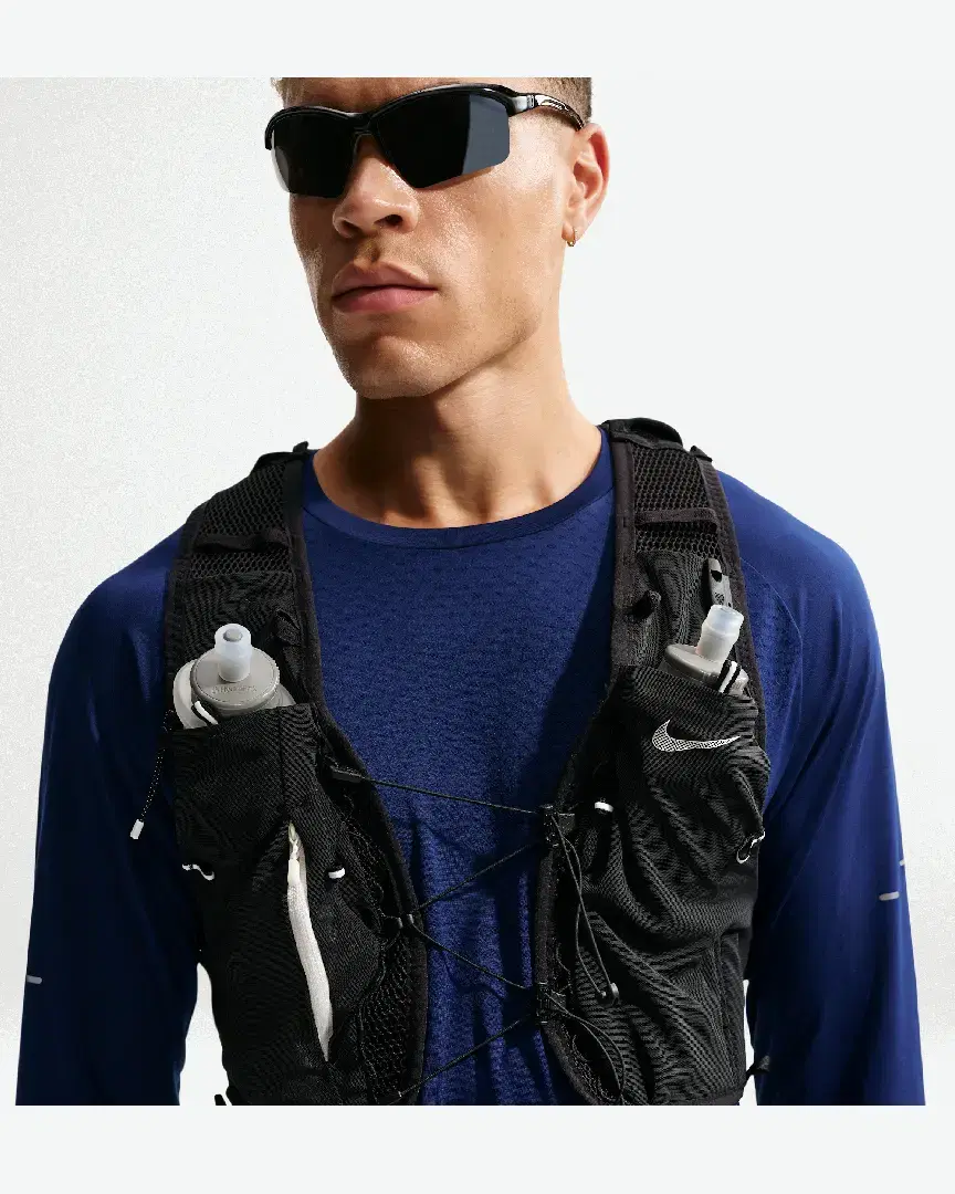 Chaqueta Nike (5 L) - Unisex (11) au meilleur prix !