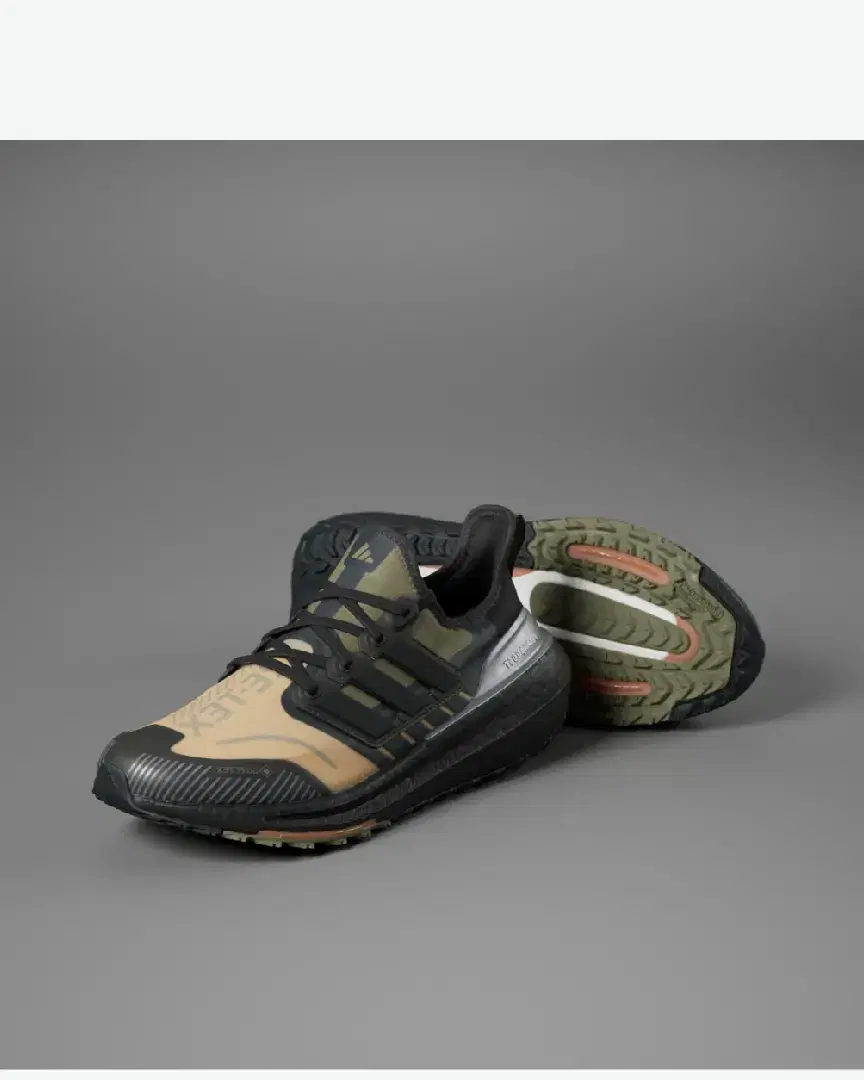 Adidas Chaussure Ultraboost Light Gtx M - HP6404 (0) au meilleur prix !
