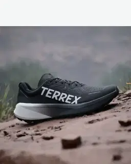 adidas terrex agravic 3 Hombre – 3/4