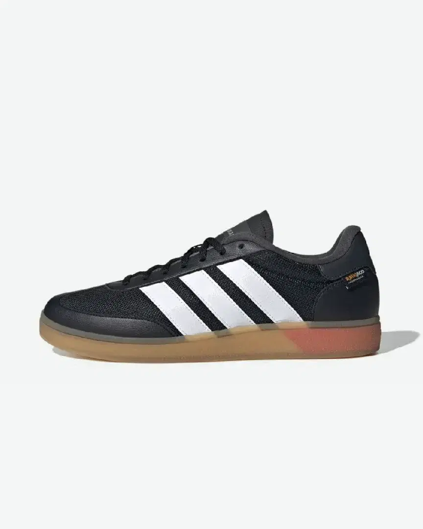 Adidas Training Spezial - Unisex (8) au meilleur prix !