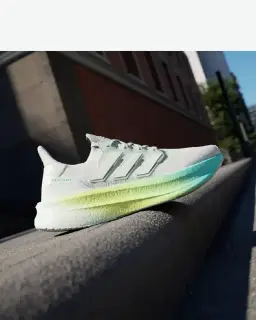 Adidas Ultraboost 5 Hombre – 2/4