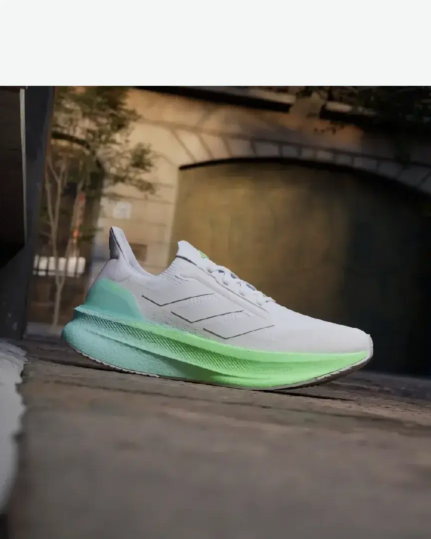 Adidas Ultraboost 5X W - JQ2927 (1) au meilleur prix !
