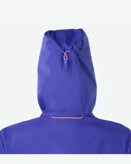 Chaqueta Core Mujer Asics – 8/10