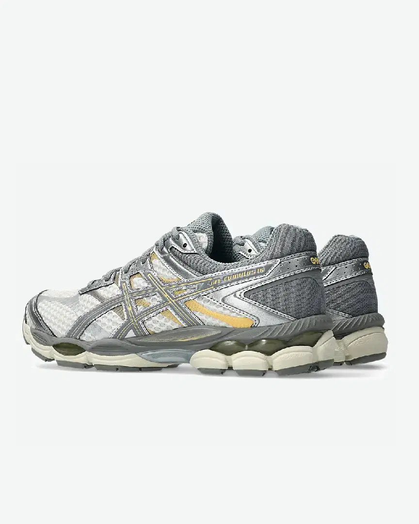Asics Gel-Cumulus 16 - 1203A733-101 (2) au meilleur prix !
