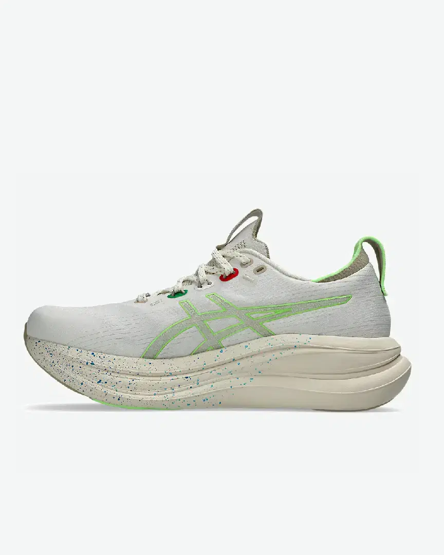 Asics Gel-Nimbus 28 Athlete W - 1012C055-100 (3) au meilleur prix !