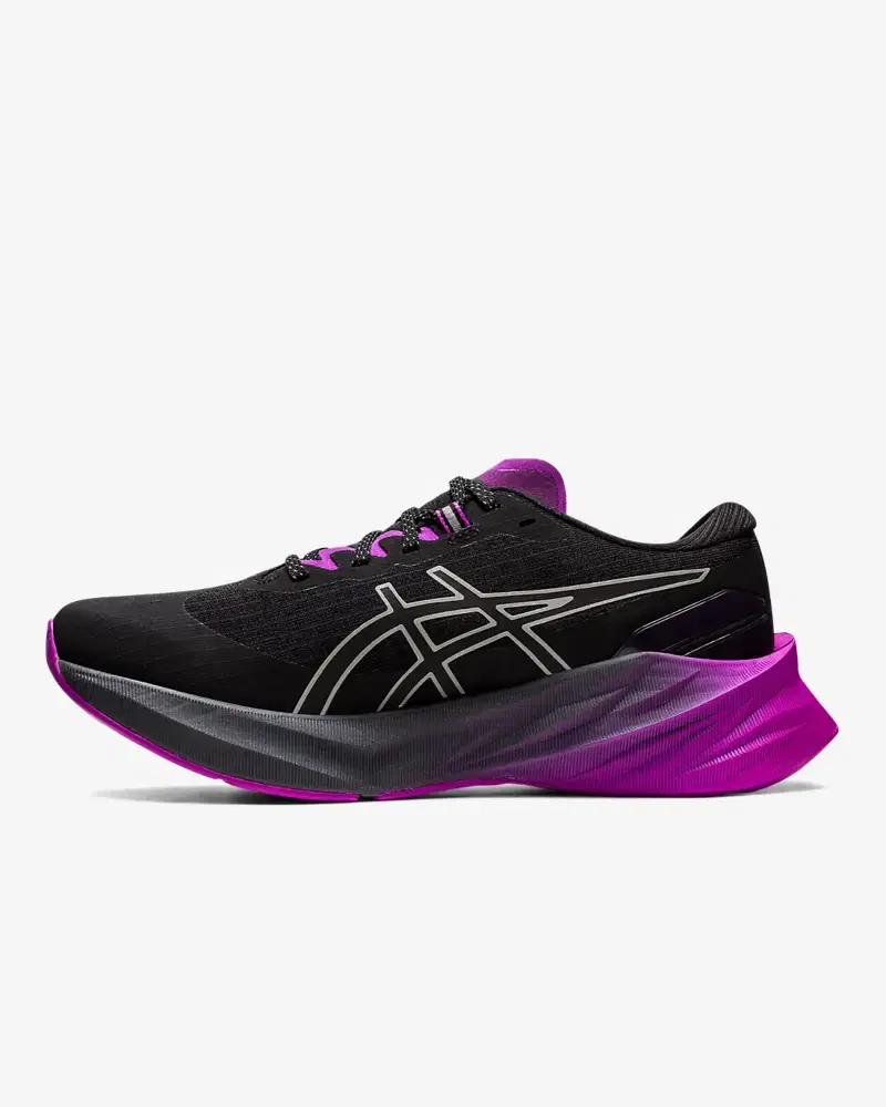 ASICS Novablast 3 Lite-Show W - 1012B341-001 (2) au meilleur prix !