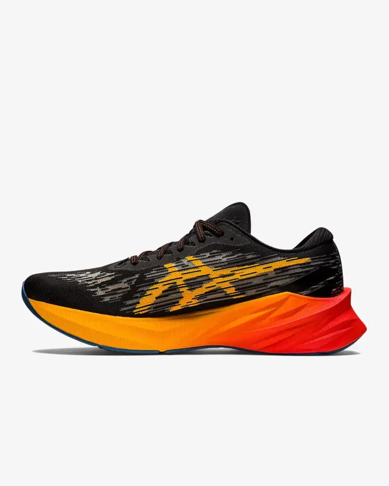 ASICS Novablast 3 M - 1011B458-001 (0) au meilleur prix !