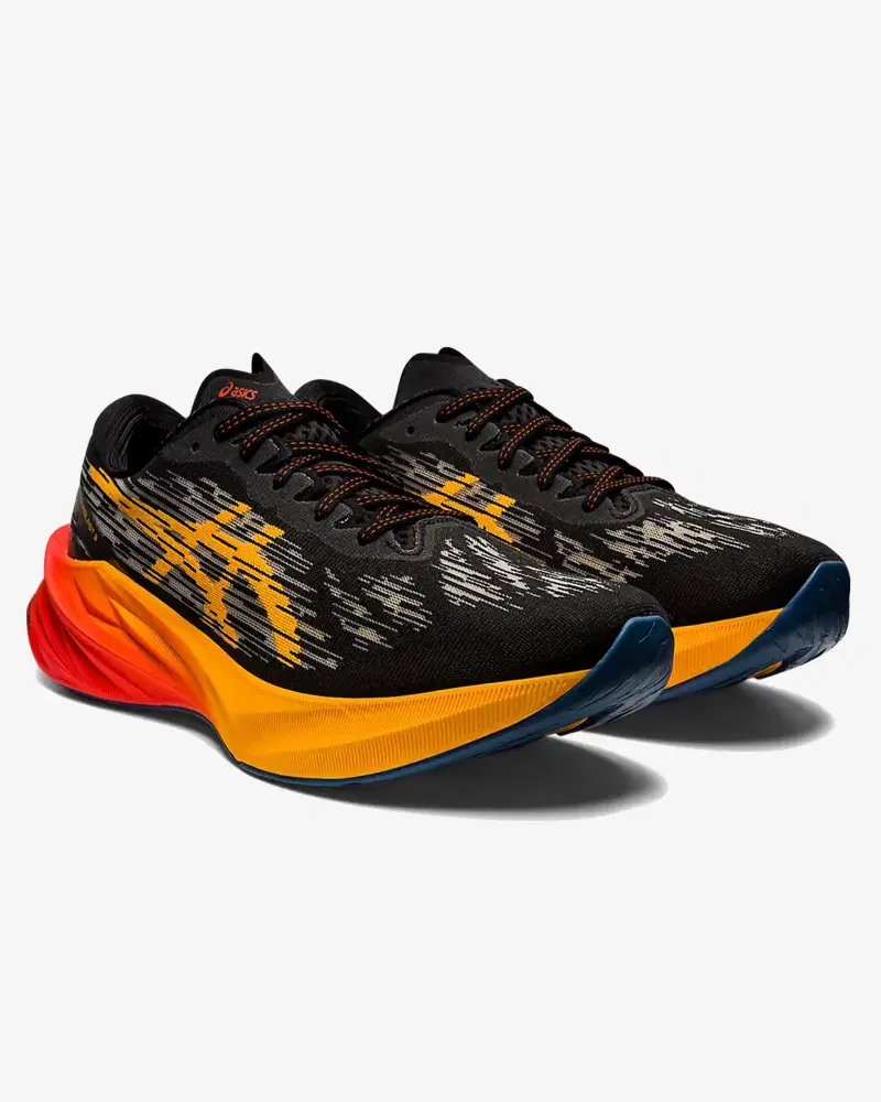 ASICS Novablast 3 M - 1011B458-001 (2) au meilleur prix !