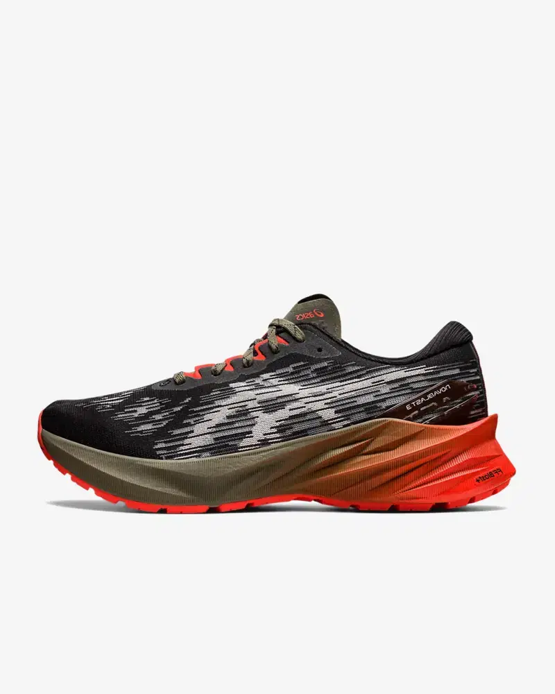Asics Novablast 3 Tr M - Men (8) au meilleur prix !