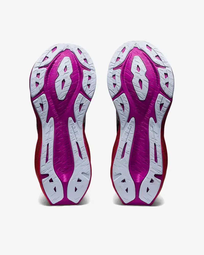ASICS Novablast 3 W - 1012B288-002 (2) au meilleur prix !