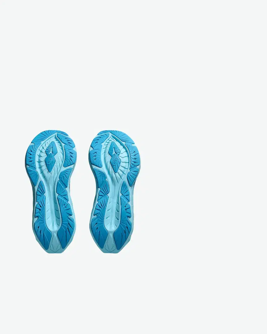 Asics Novablast 4 Lite-Show M - 1011B900-001 (2) au meilleur prix !