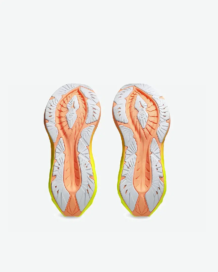 Asics Novablast 4 Paris M - 1011B955-750 (6) au meilleur prix !