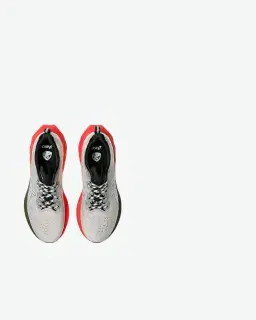 Asics Novablast 4 Tr Hombre – 4/5