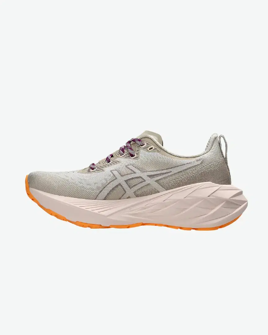 Asics Novablast 4 Tr W - 1012B654-700 (4) au meilleur prix !