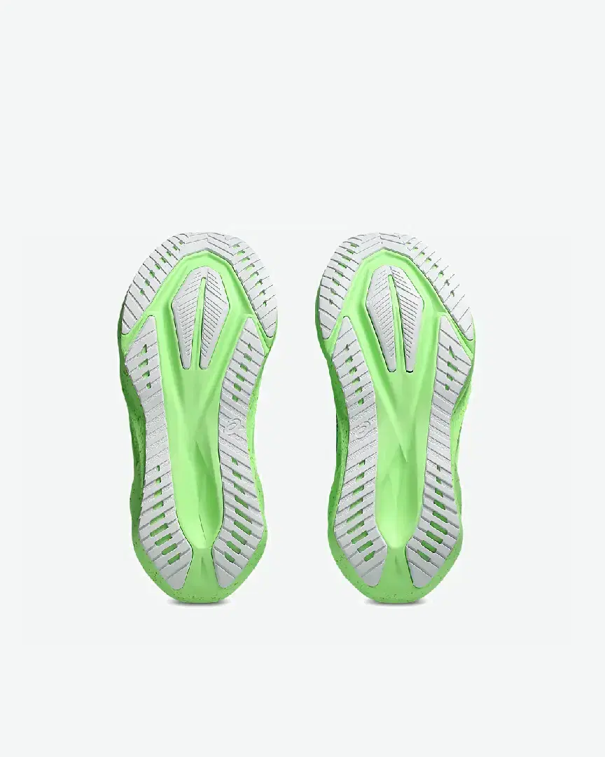 Asics Novablast 5 Ekiden W - 1012B991-300 (6) au meilleur prix !