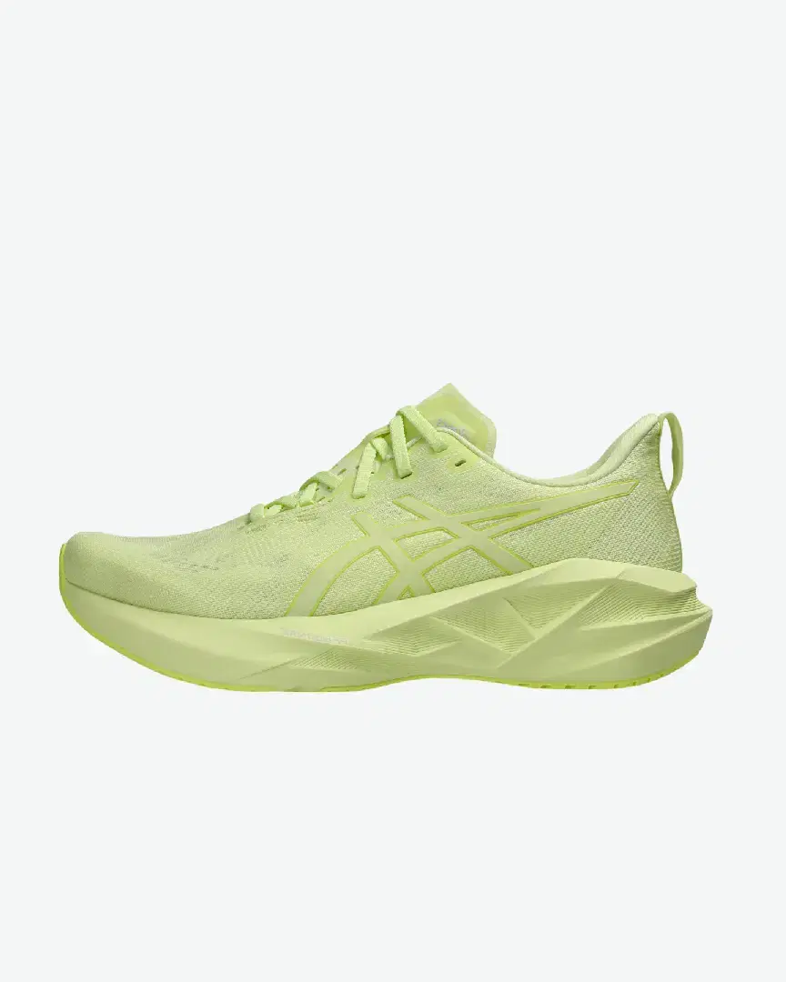 Asics Novablast 5 Lite-Show M - 1011C032-750 (0) au meilleur prix !