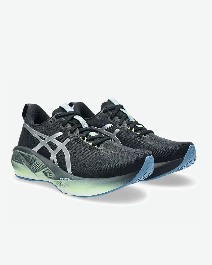 Asics Novablast 5 Luxe W - 1012B815-001 (1) au meilleur prix !
