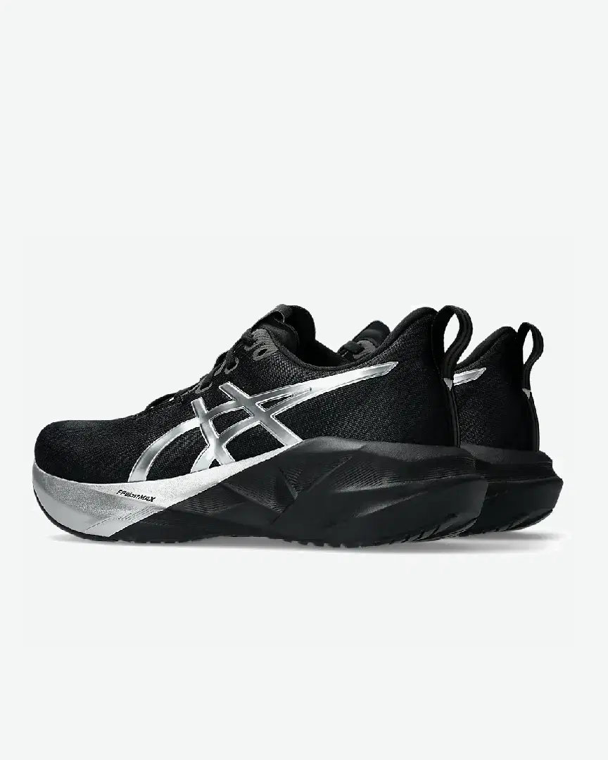 Asics Novablast 5 Platinum W - 1012B980-001 (2) au meilleur prix !