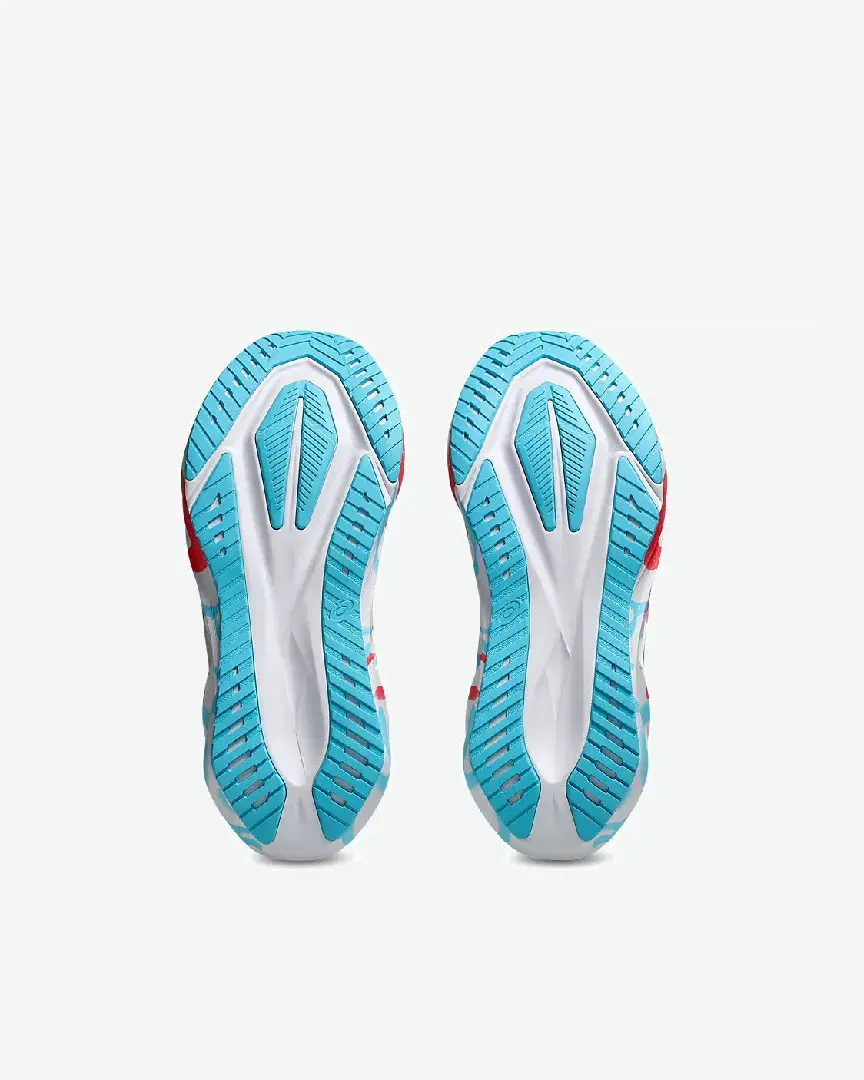 Asics Novablast 5 Tokyo M - 1011C110-100 (6) au meilleur prix !