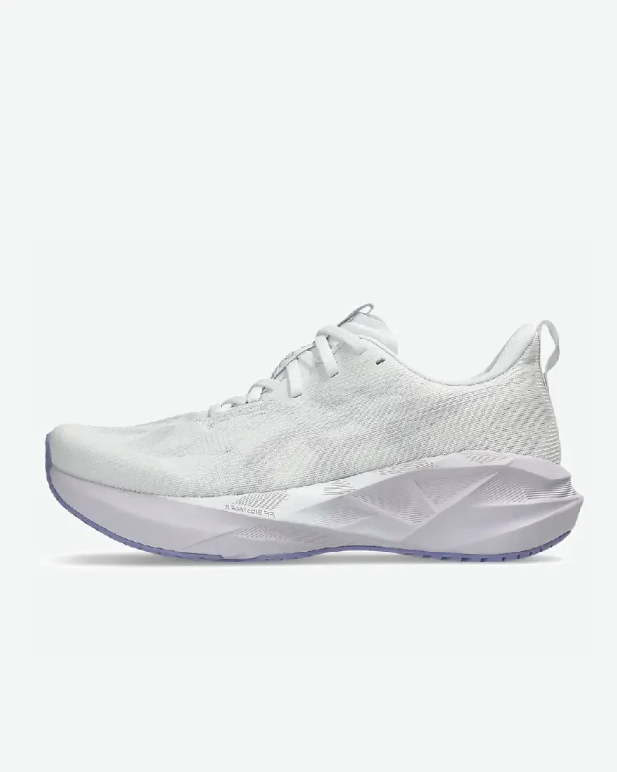 Asics novablast 5 Mujer