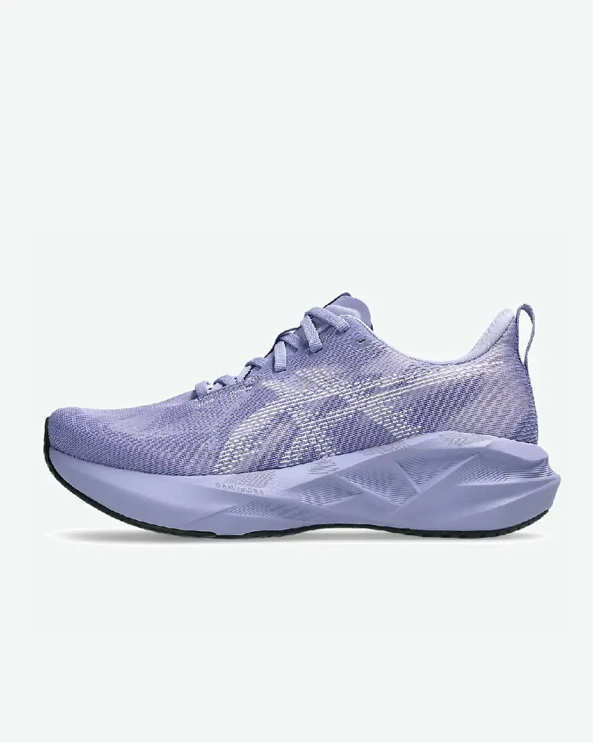 Asics novablast 5 Mujer