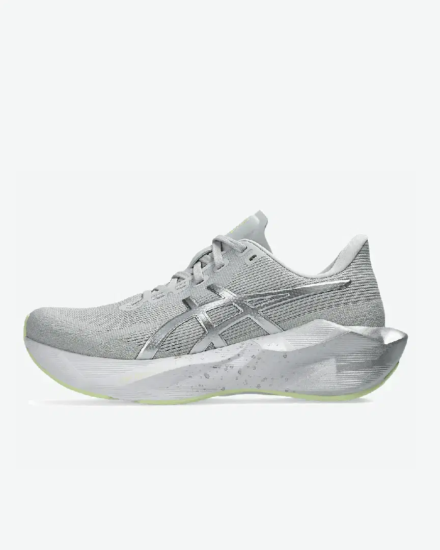 Asics Novablast 6 Platinum W - 1012C070-020 (0) au meilleur prix !
