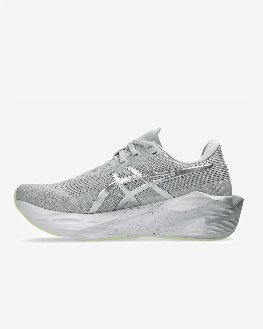 Asics Novablast 6 Platinum W - 1012C070-020 (3) au meilleur prix !