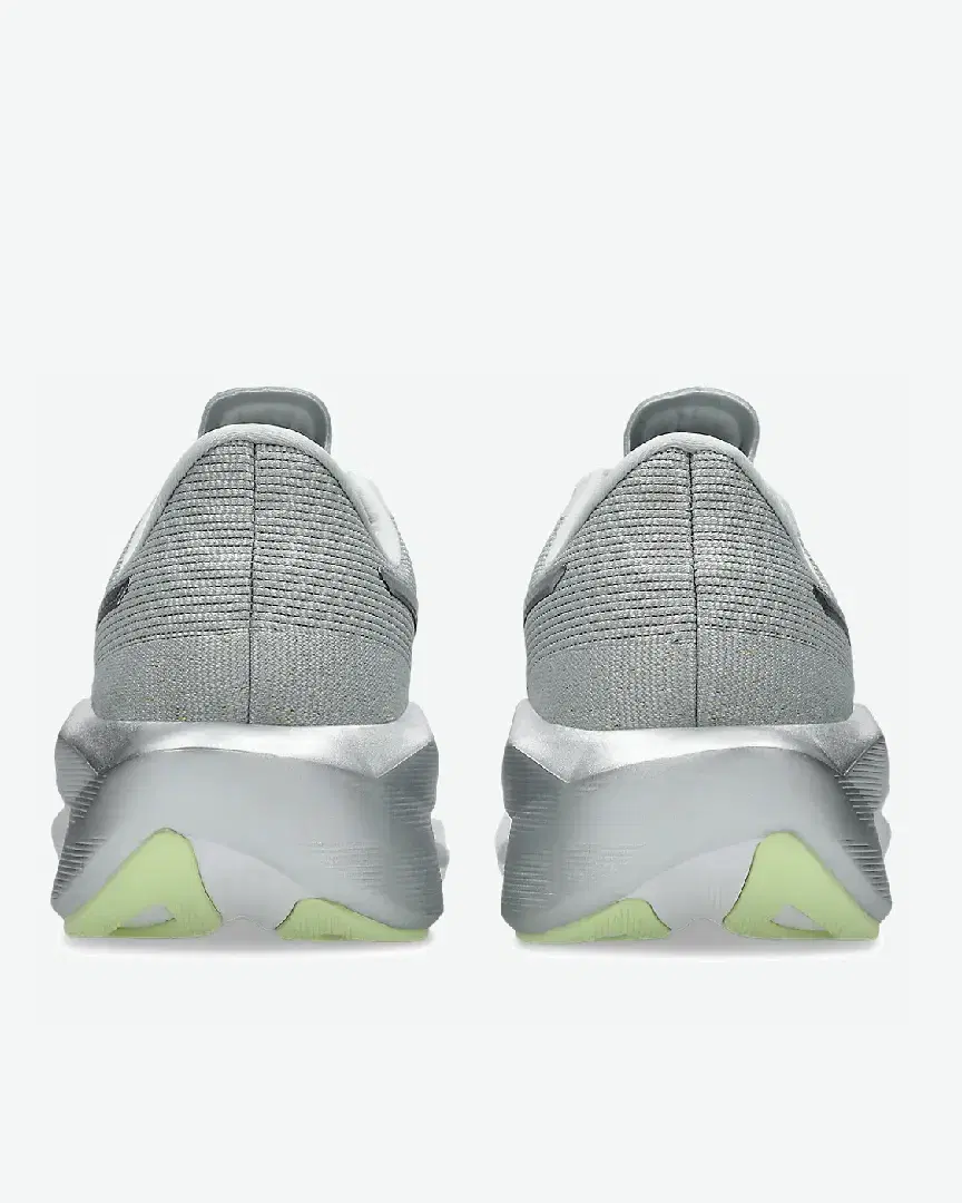 Asics Novablast 6 Platinum W - 1012C070-020 (4) au meilleur prix !