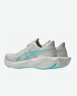 Asics novablast 6 Mujer – 3/8