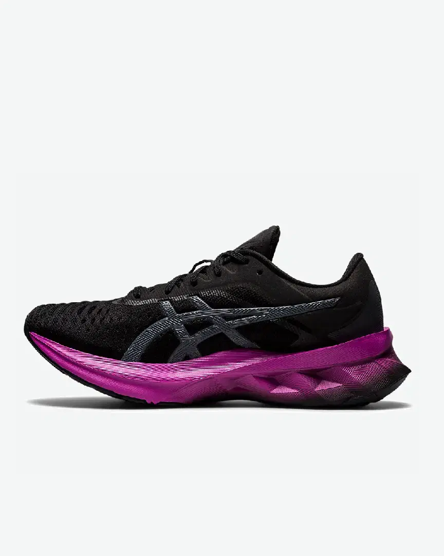 Asics Novablast W - 1012A584-004 (3) au meilleur prix !