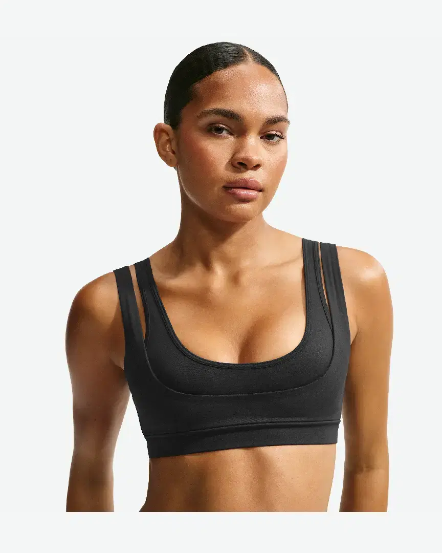 Sujetador con escote despejado y dobles tirantes Nikeskims Matte W - IR5026-054 (0) au meilleur prix !