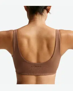 Sujetador de escote amplio Nikeskims Matte Mujer – 2/4