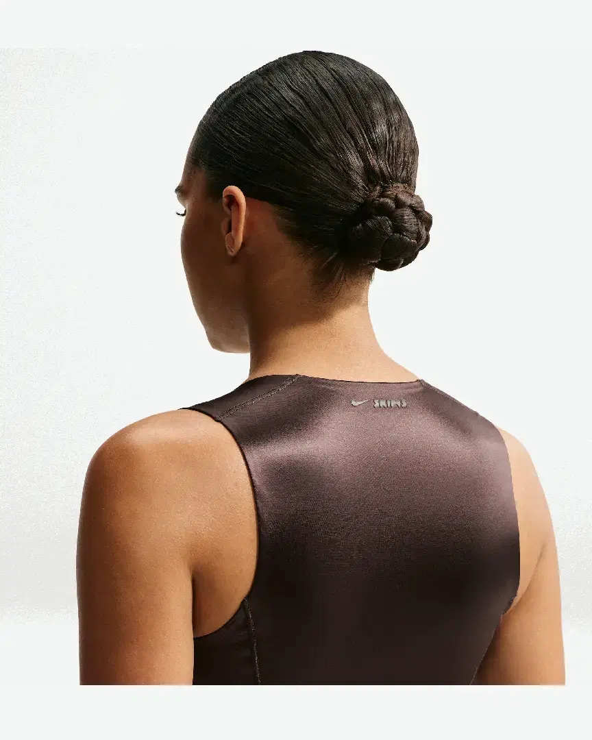 Brassière Con Escote Despejado Nikeskims Satin Shine W - IR8694-249 (1) au meilleur prix !