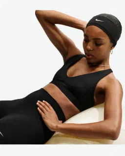 Sostenedor Deportivo de Bajo Soporte Nike Indy Mujer – 3/4