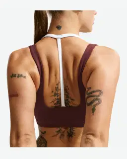 Sujeción Ligera Nike One Mujer – 3/4