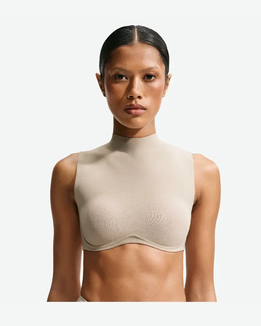 Sujetador de soporte normal y cuello alto Nikeskims Studio Stretch W