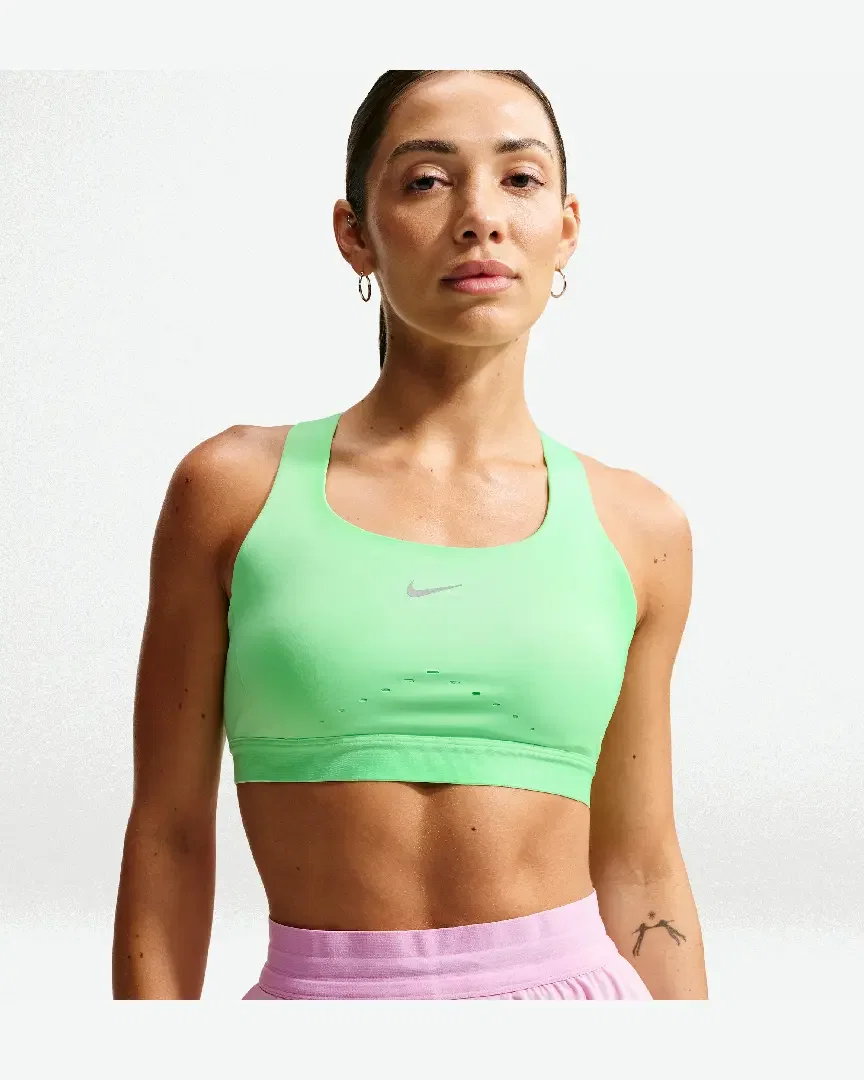 Sujetador de alto soporte con forro ligero Nike Swift Mujer
