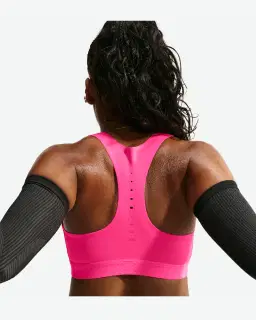 Sujetador de alto soporte con forro ligero Nike Swift Mujer – 2/4