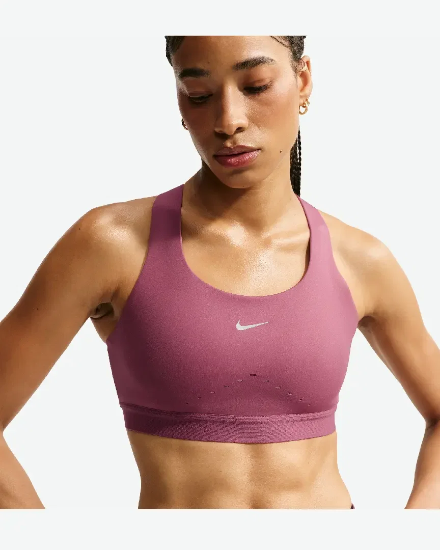 Sujetador de alto soporte con forro ligero Nike Swift Mujer