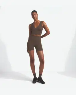 Sujetador Largo Con Cuello En V Nikeskims Matte Mujer – 2/4