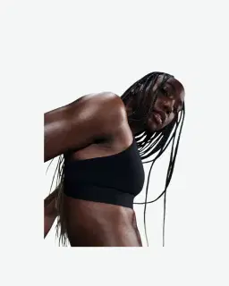 Sostén ajustable acolchado de sujeción ligera Nike Indy Mujer – 4/4