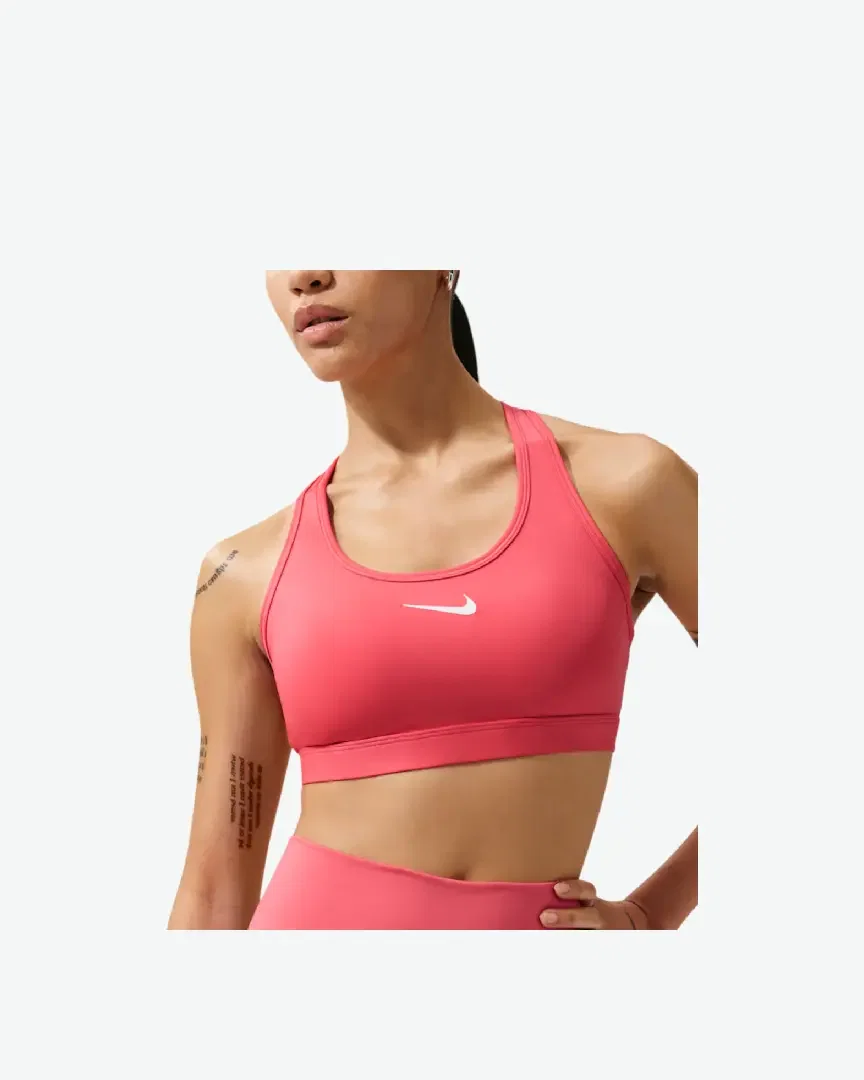 Sujetador acolchado de soporte normal Nike Swoosh Mujer