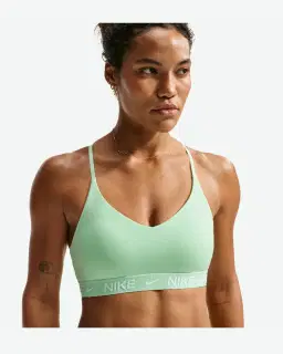 Sostén ajustable acolchado de sujeción ligera Nike Indy Mujer – 1/4