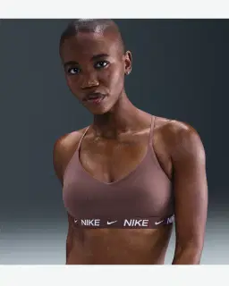 Sostén ajustable acolchado de sujeción ligera Nike Indy Mujer – 1/4