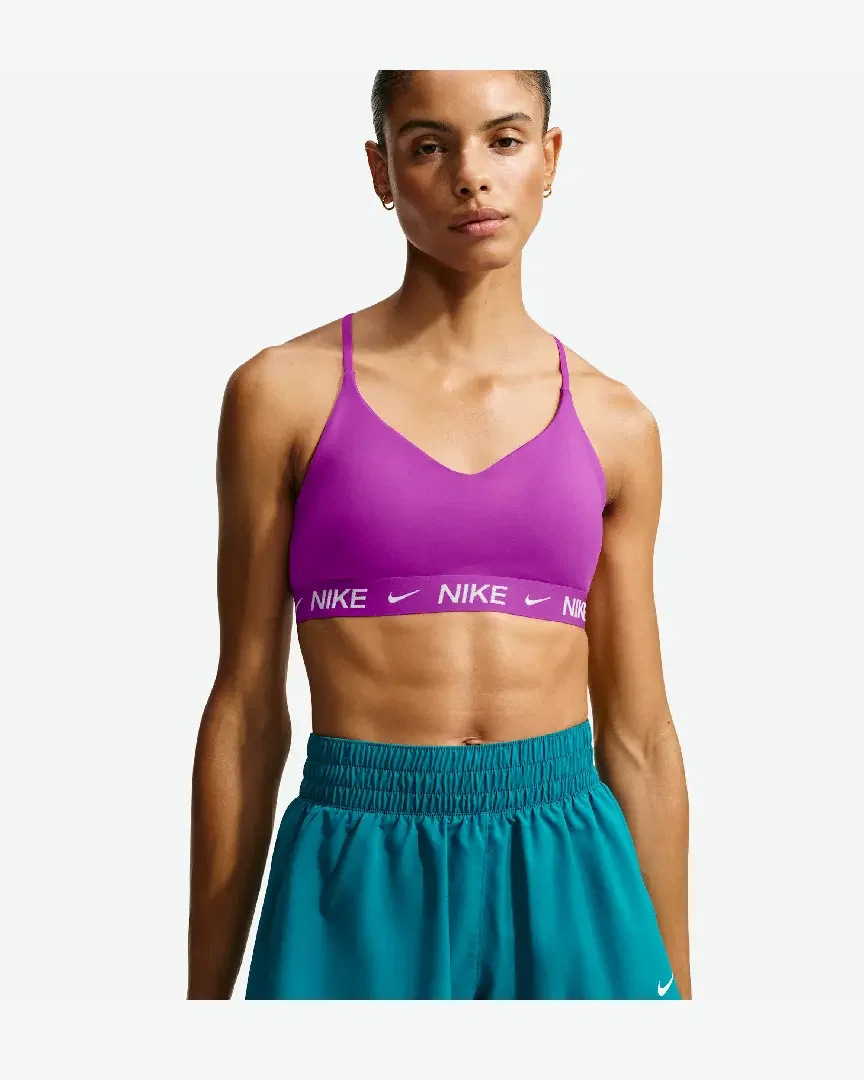 Sostén ajustable acolchado de sujeción ligera Nike Indy W