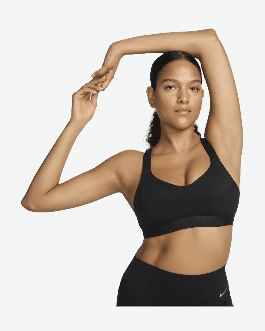 Sujetador ajustable acolchado con soporte superior Nike Indy Mujer