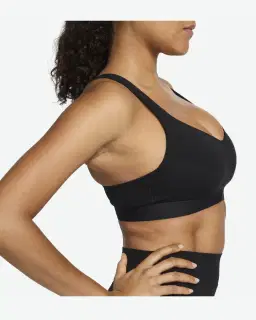 Sujetador ajustable acolchado con soporte superior Nike Indy Mujer – 3/4