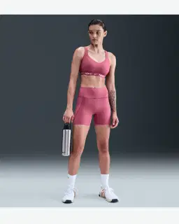 Sujetador ajustable acolchado con soporte superior Nike Indy Mujer – 4/4